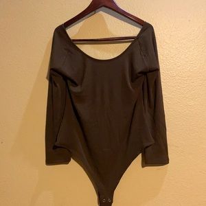 Scoop Neck Half Sleeve Bodysuit